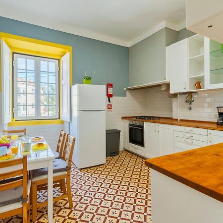 Апартаменты A Casa Amarela De Синтра Экстерьер фото